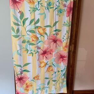 Spartina beach towel excellent condition
